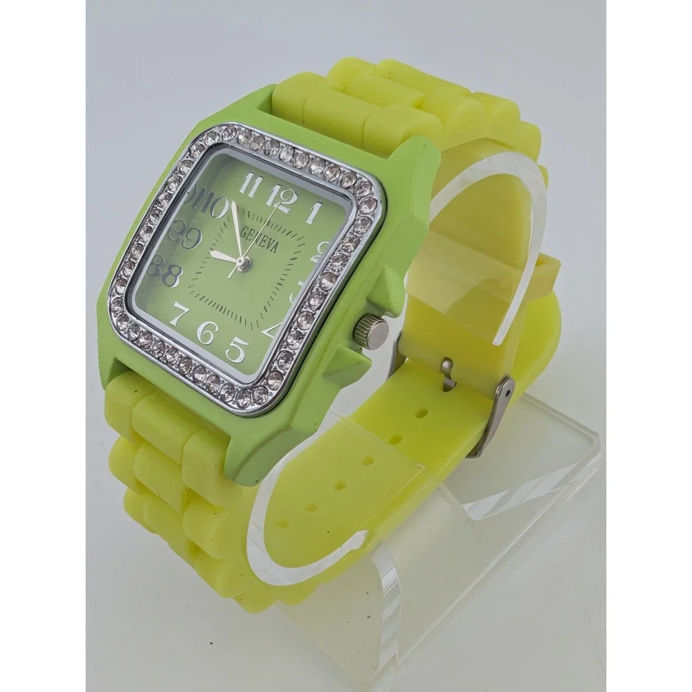 Geneva Women's Watch 38mm Case Lime Green Silicone Band- New Battery